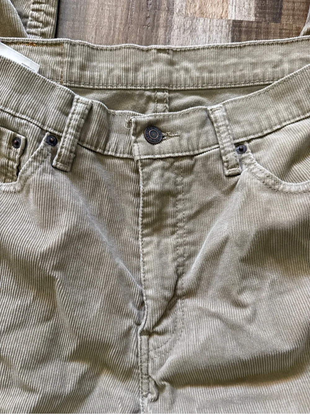 Levi’s 514 Straight Fit Corduroy Pants Men’s 33x30 Khaki Tan